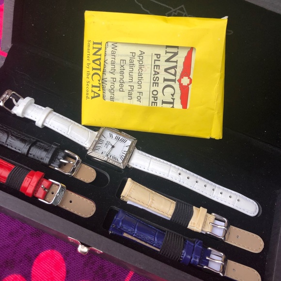 NIB Invicta Watch Special Edition Womens - Picture 8 of 8